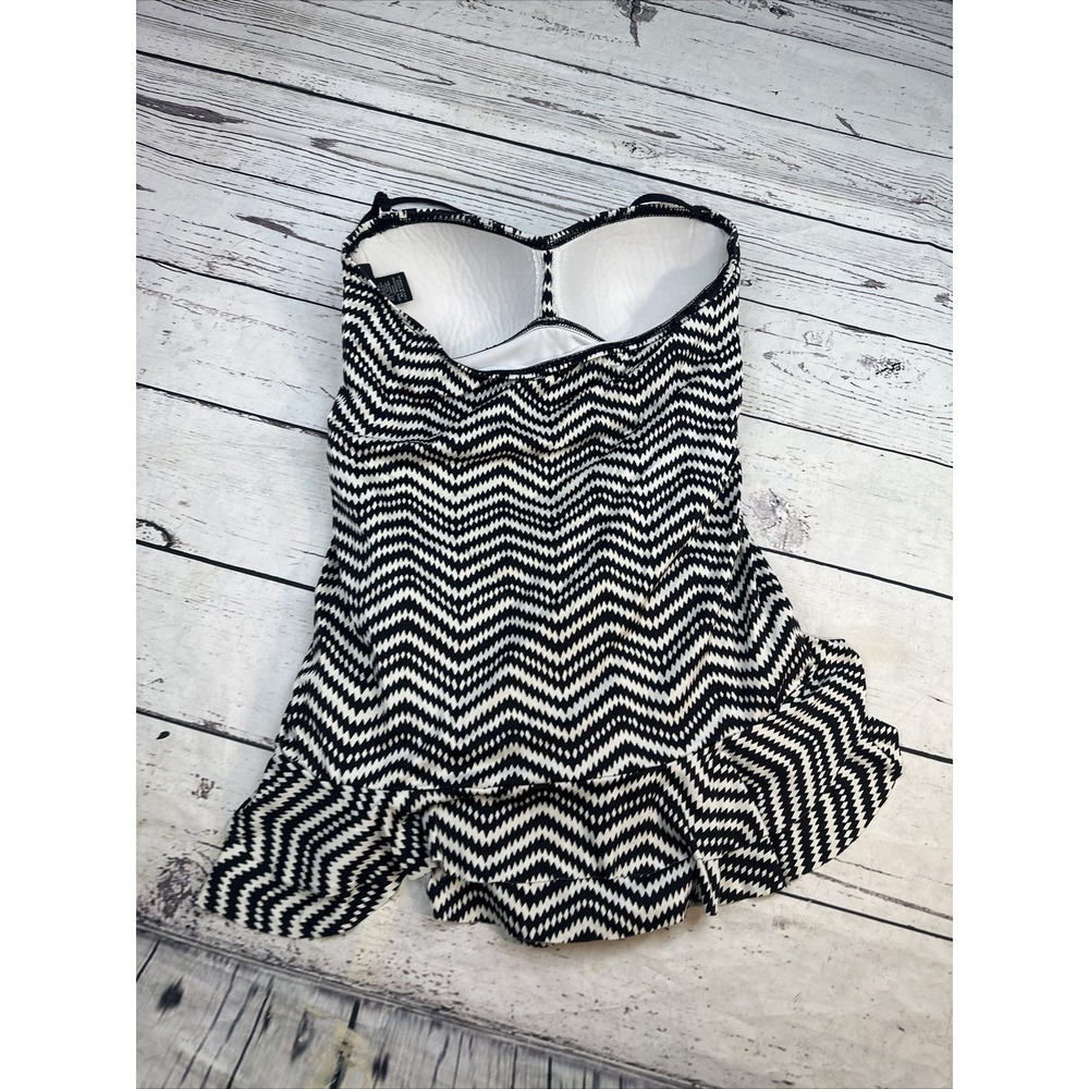 Apt. 9 Womens Black White Chevron Zig Zag Ruched Swimdress Halter Swimsuit L - Picture 7 of 9